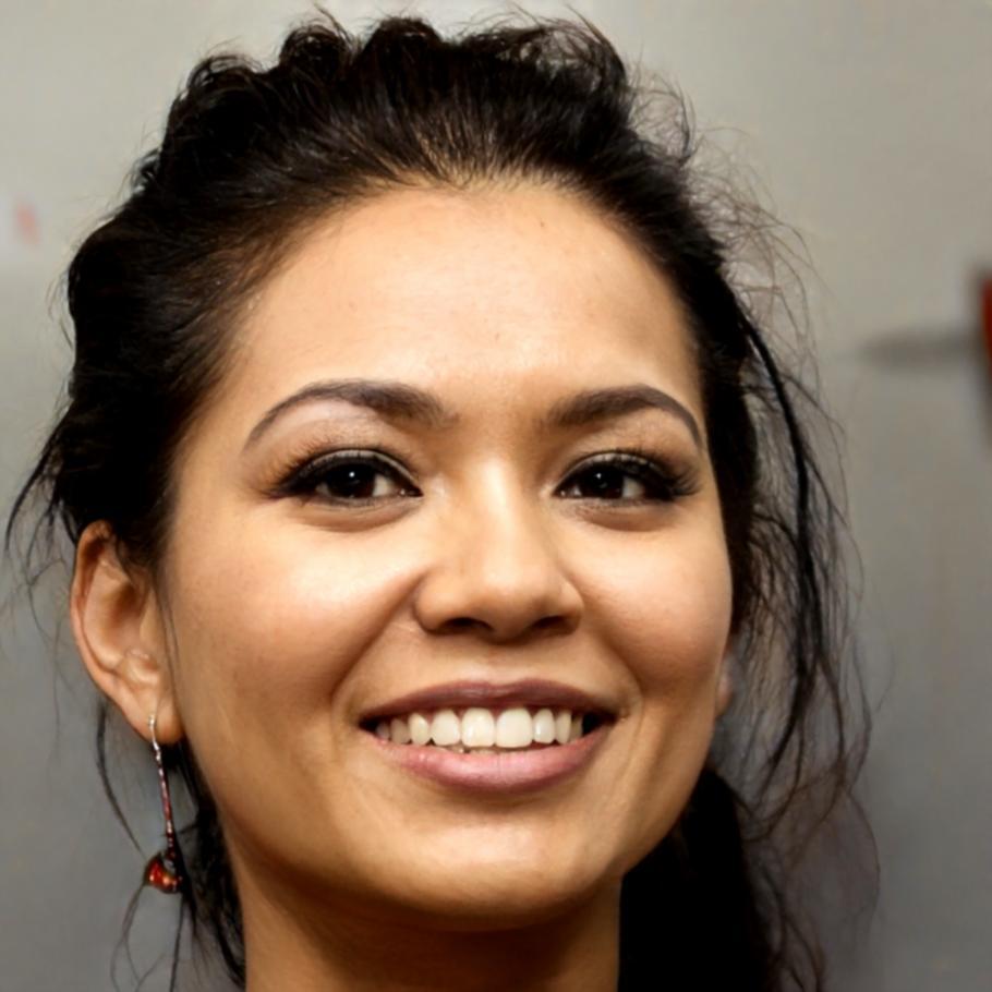 Elena Rodriguez, Financial Analysis Instructor